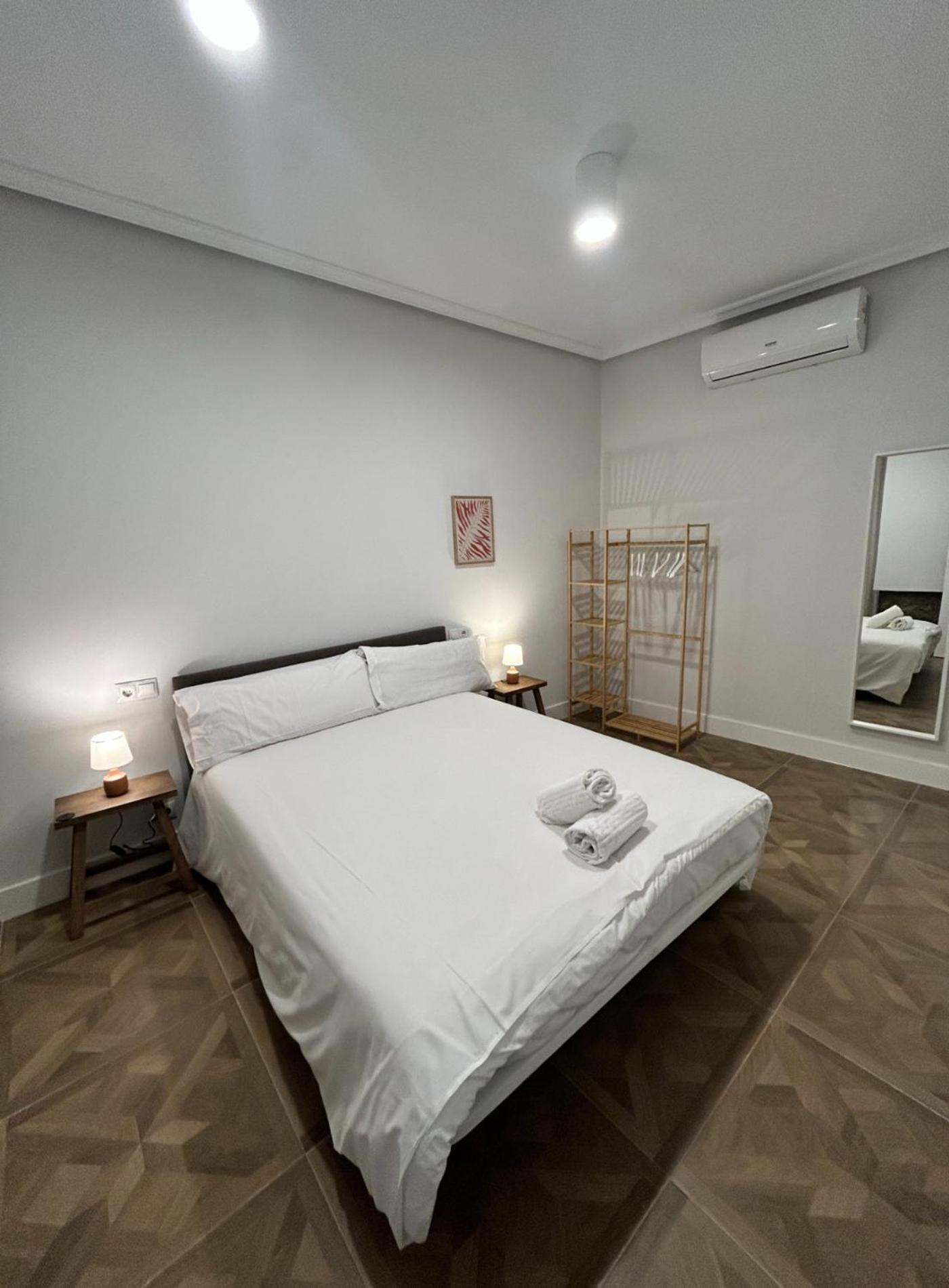 מדריד Sunny Apt 9Pax 4 Habitaciones En Minas-Malasana E3 מראה חיצוני תמונה